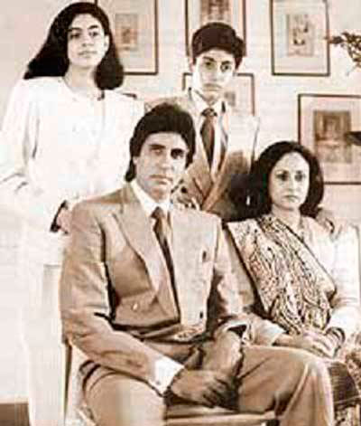 Amitabh Bachchan, Jaya, Shweta, Abhishek Bachchan