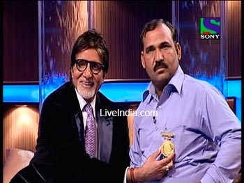 Amitabh Bachchan in Lift Kara De