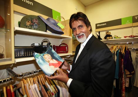 Amitabh Bachchan now video editer