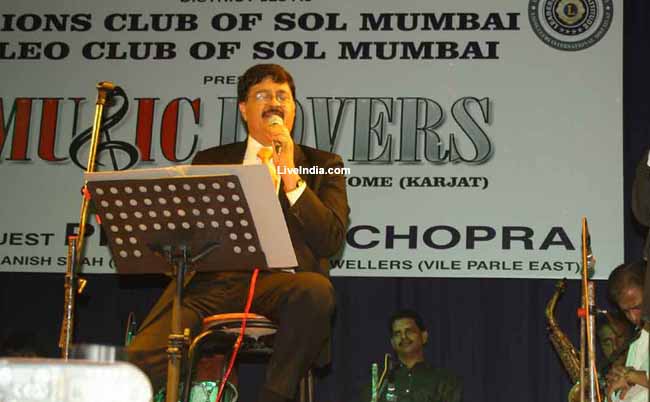 Dr Ashok Chopra  A Born Singer