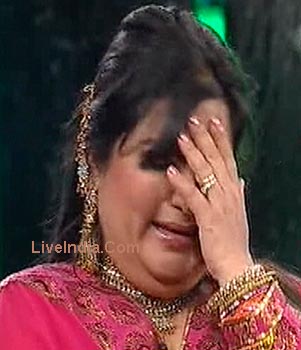 Dolly Bindra Weeping