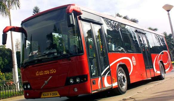 Air conditioned buses roll out in Delhi