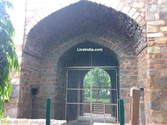 Khuni Darwaza