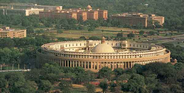 http://www.liveindia.com/delhi/rashtrapatibhawan-main.jpg