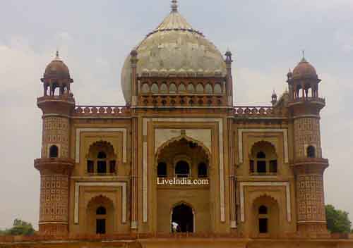 Safdarjung's Tomb