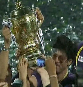 Celebrating kkr Victory IPL 2012