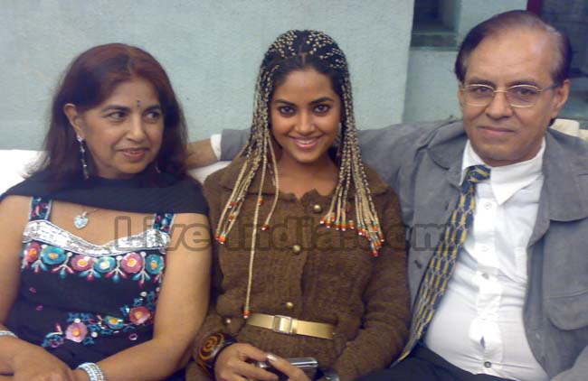 Meera Chopra with mother Mrs. Neelam Chopra and Father Mr. Sudesh Chopra