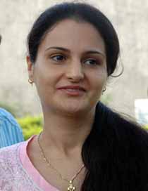 Monica Bedi