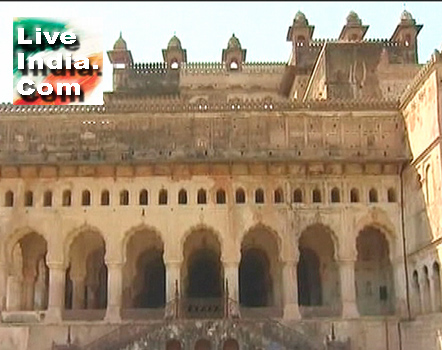 Diwan-I-Aam Orchha