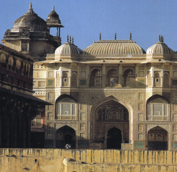 The Ganesh pol enterance.