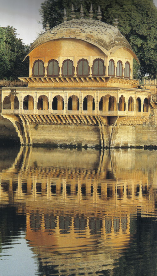 Dig Palace, Bhadon bhawan, Alwar.