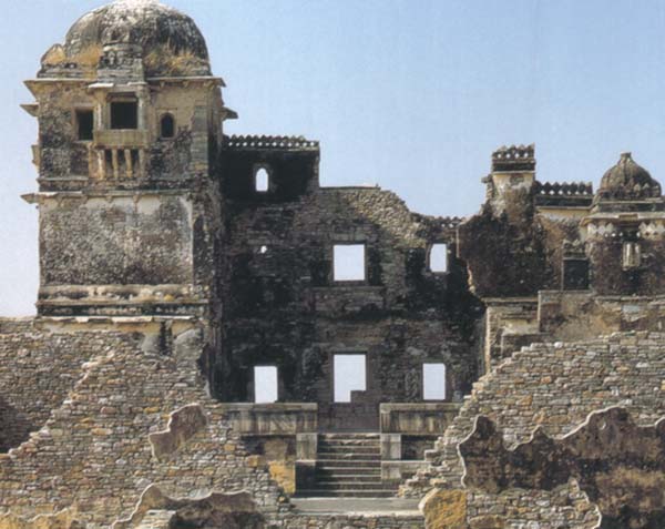 Ruins of a Multi storie residence outside the walls of Rana Kumbhas Palace,Chittaurgarh.