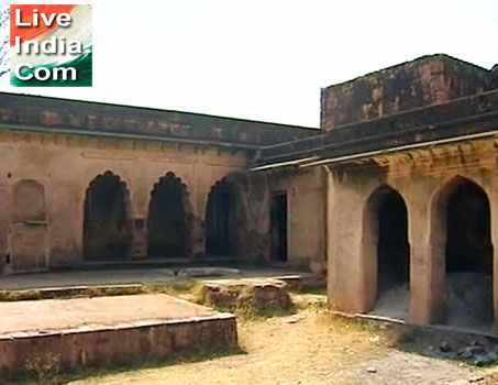 Badal Mahal Ranthambore