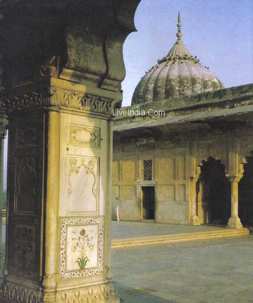 Moti Masjid Red Fort Delhi