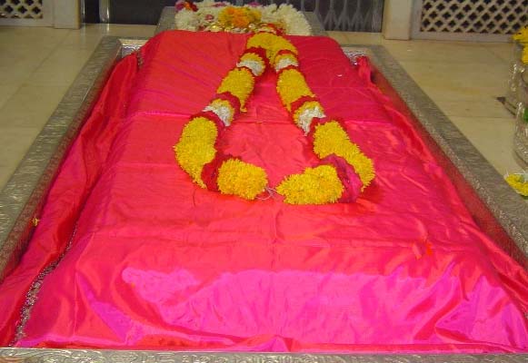 Sai Baba Samadhi