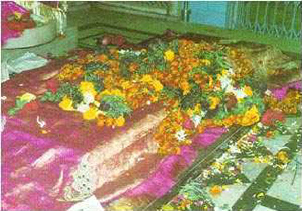 Sai Baba's samadhi.