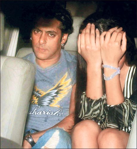 Samnaa article claims Katrina, Salman married