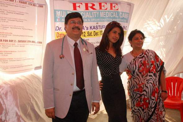 Priyanka Chopra with Her parents, Ashok and Madhu