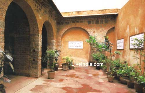 Mirza Ghalib ke Haveli